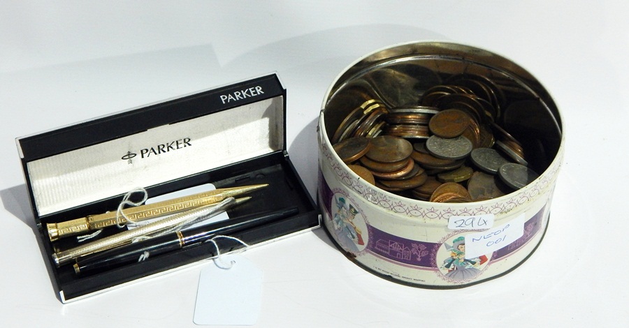 Parker fountain pen, two engraved propelling pencils and a quantity of old pennies, etc.