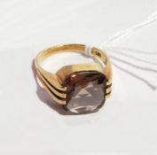 14ct gold and smoky quartz ring set rectangular cut stone,