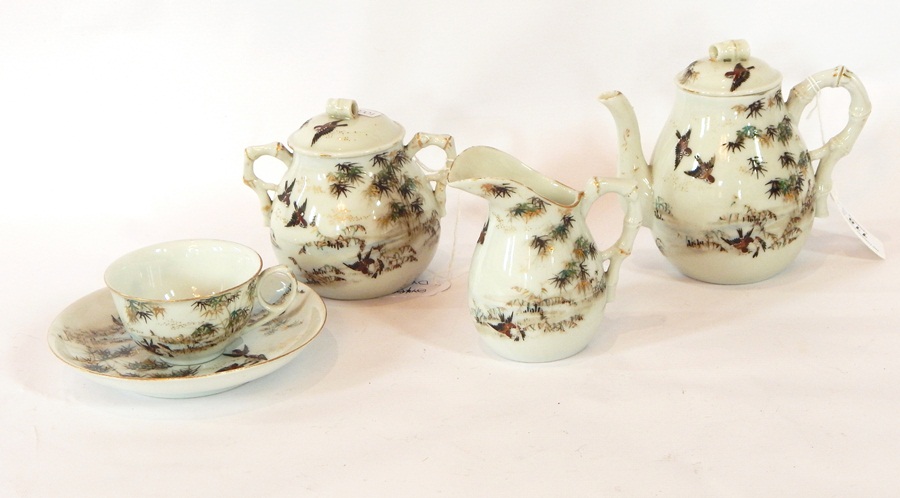 A Japanese porcelain teaset,