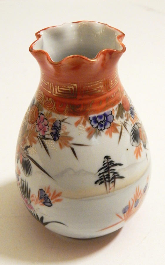 Japanese Kutani teapot, - Image 2 of 3