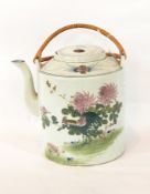 A large Chinese porcelain cylindrical teapot with inset cover bearing character mark,