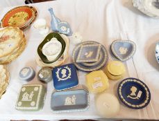 A collection of Wedgwood jasperware to include 1952 silver jubilee plates,