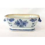 Chinese exportware blue and white shaped rectangular two handled tureen, porcelain,