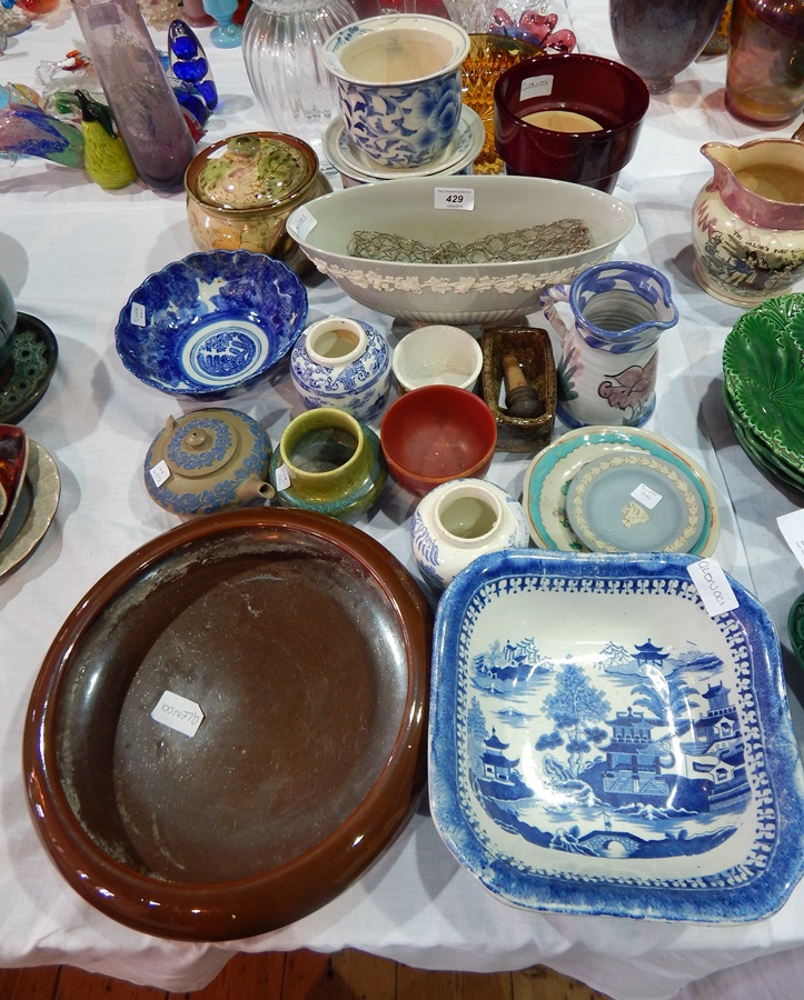 Quantity studio ceramics, Wedgwood grey pottery flower bowl,