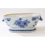 Chinese exportware blue and white shaped rectangular two handled tureen, porcelain,