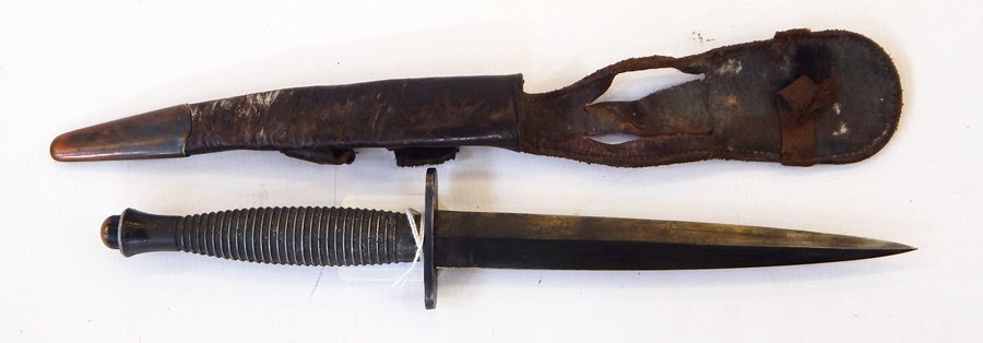 WWII Fairbairn-Sykes commando fighting knife with original leather scabbard, blade 17cm,