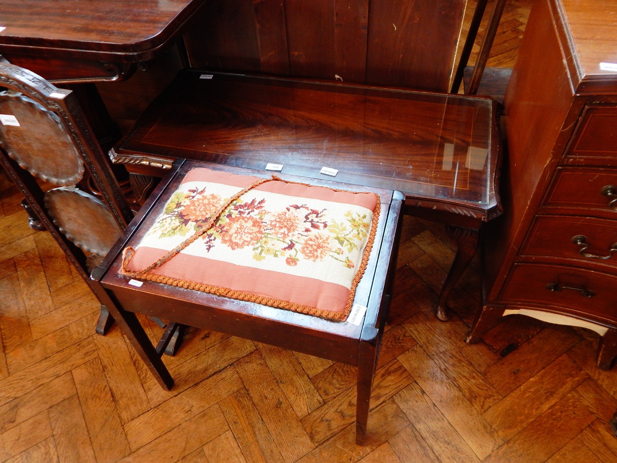 A mahogany coffee table on cabriole legs and a piano stool (2)