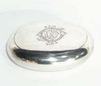 An Edwardian silver oval snuff box with sprung hinged cover, Birmingham 1903, 3oz approx., length 8.