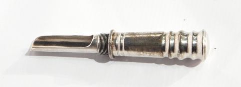 A George IV silver apple corer with screw case, maker "WK",
