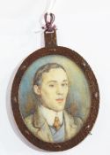 20th century English school Miniature on ivory Head and shoulders portrait of a gentleman in period