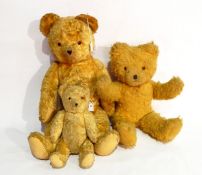 A quantity of mid 20th century teddy bears with plush bodies and other soft toys (1 box)