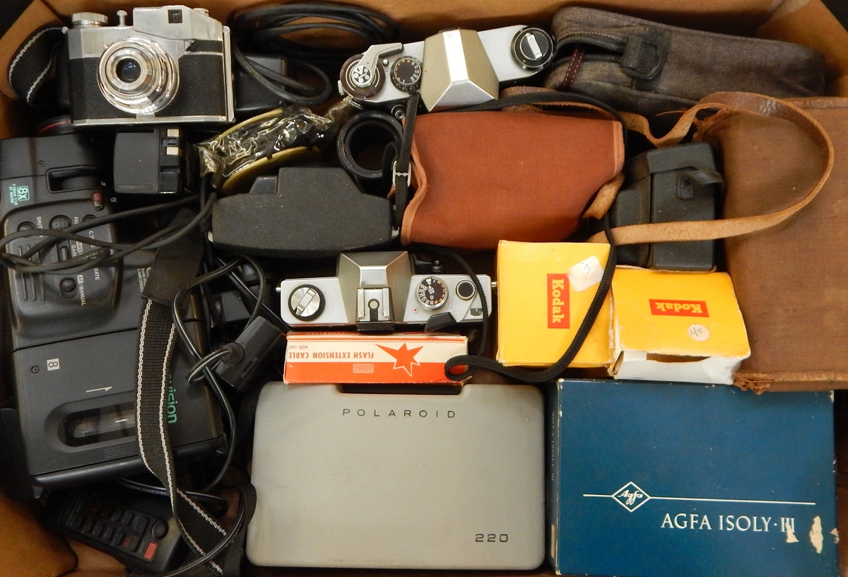 3 boxes of photographic items, to include cameras, accessories and others.