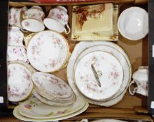 A quantity of ceramics to include Paragon tea service, cake stand, Alfred Meakin teaware,