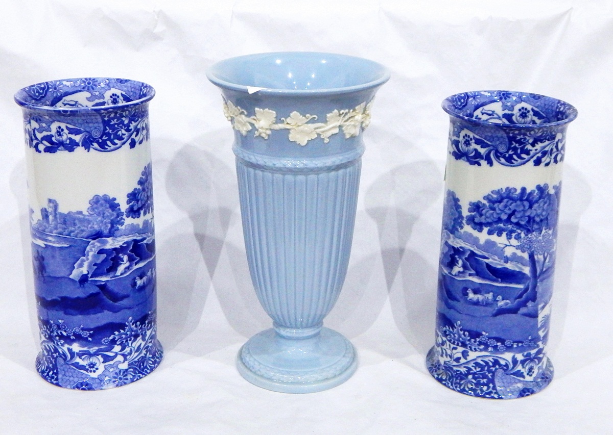 A pair of Copeland Spode 'Italian' pattern cylindrical vases,