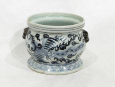 A Chinese porcelain two-handled bowl decorated with a dragon and phoenix, 12.