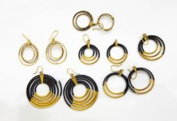 A pair of gold-coloured and elephant hair drop earrings modelled as concentric hoops, marked 18ct,