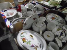 A quantity of Royal Worcester 'Evesham' pattern tea,