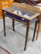 An Edwardian bijouterie table,