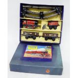 Tinplate Hornby train set (boxed)