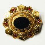 Victorian gold-coloured brooch,