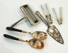 Set of six silver plate fiddle, thread and shell pattern table forks by Elkington & Co,