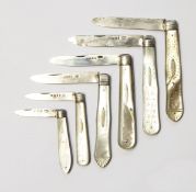 Victorian silver folding fruit knife, the mother-of-pearl handle decorated with flowerheads,