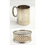 Silver mug, Birmingham 1928, of plain tapering circular form, 7.