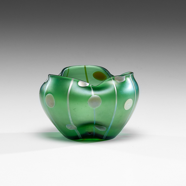 Loetz-styleArtGlassBowlÊ