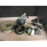 A large collection of fishing reels (qty)