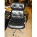 A designer Gordon Russel Giroflex high back swivel desk chair,