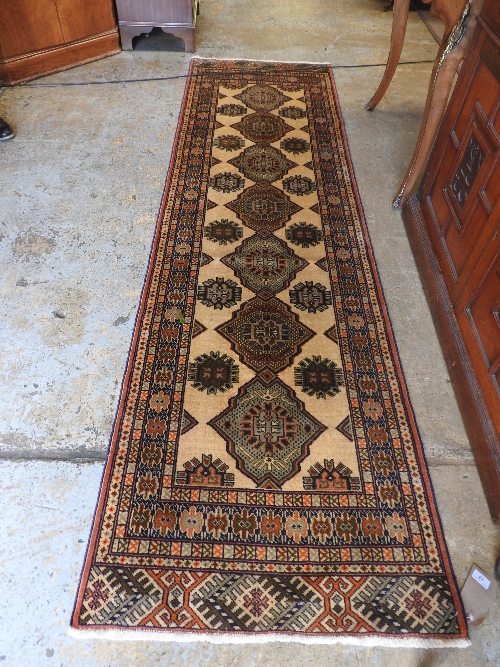 A Moroccan Beni Ourain Berber rug - Image 2 of 2