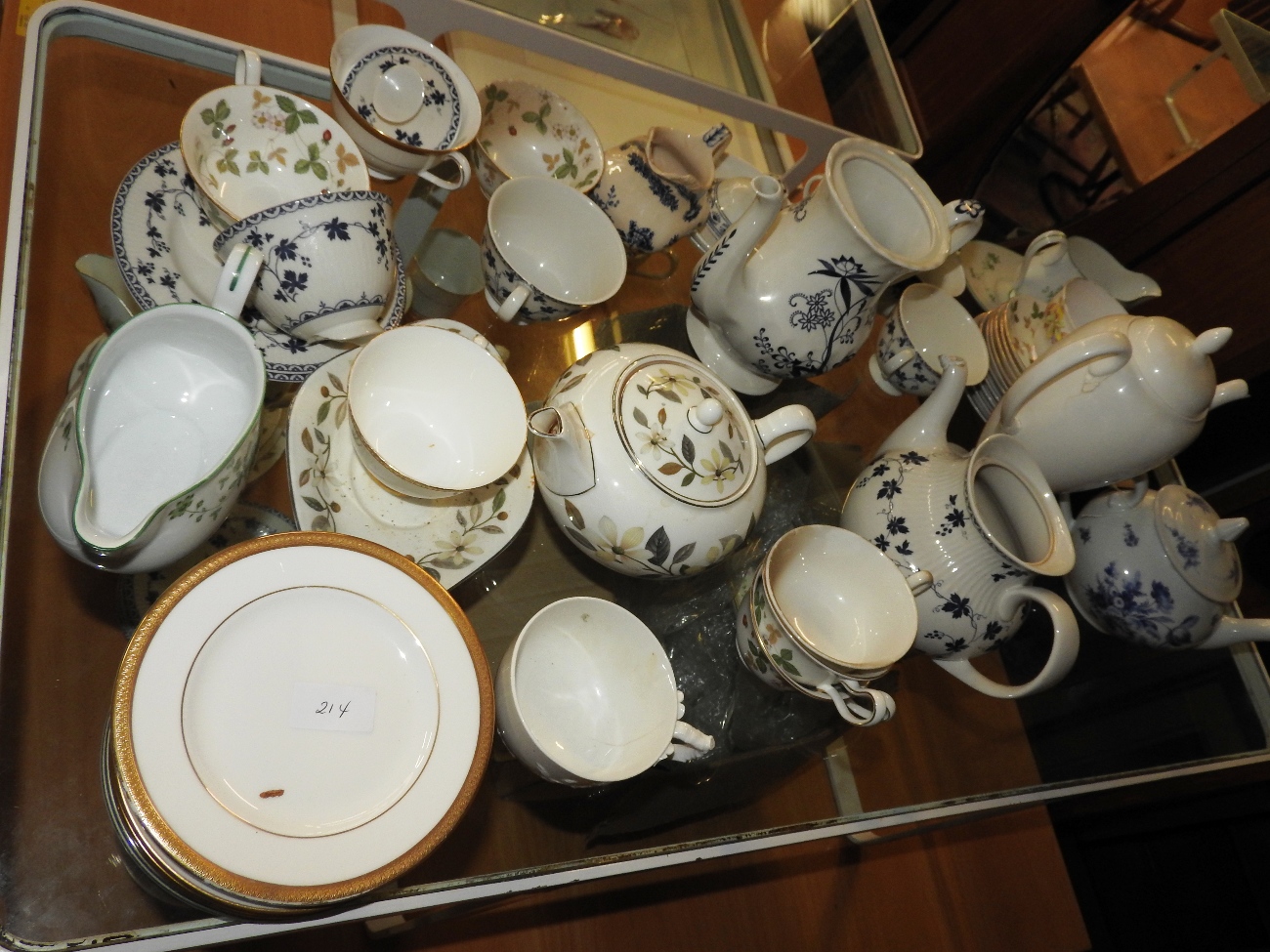 A collection of crockery including Wedgwood and Royal Doulton