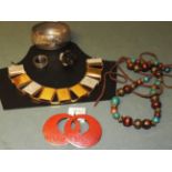 An extensive collection of costume jewel