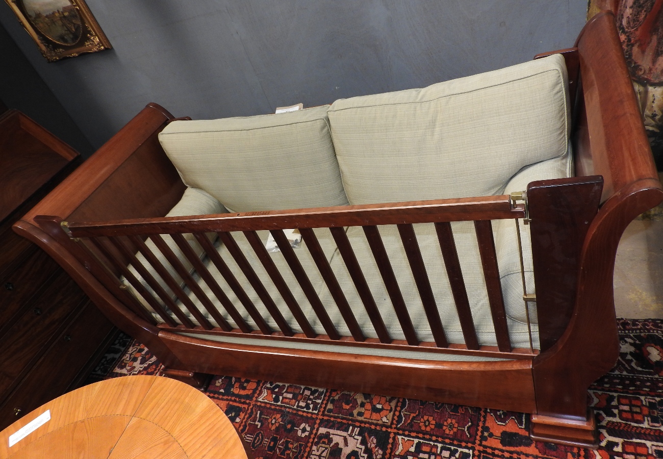 simon horn cot bed