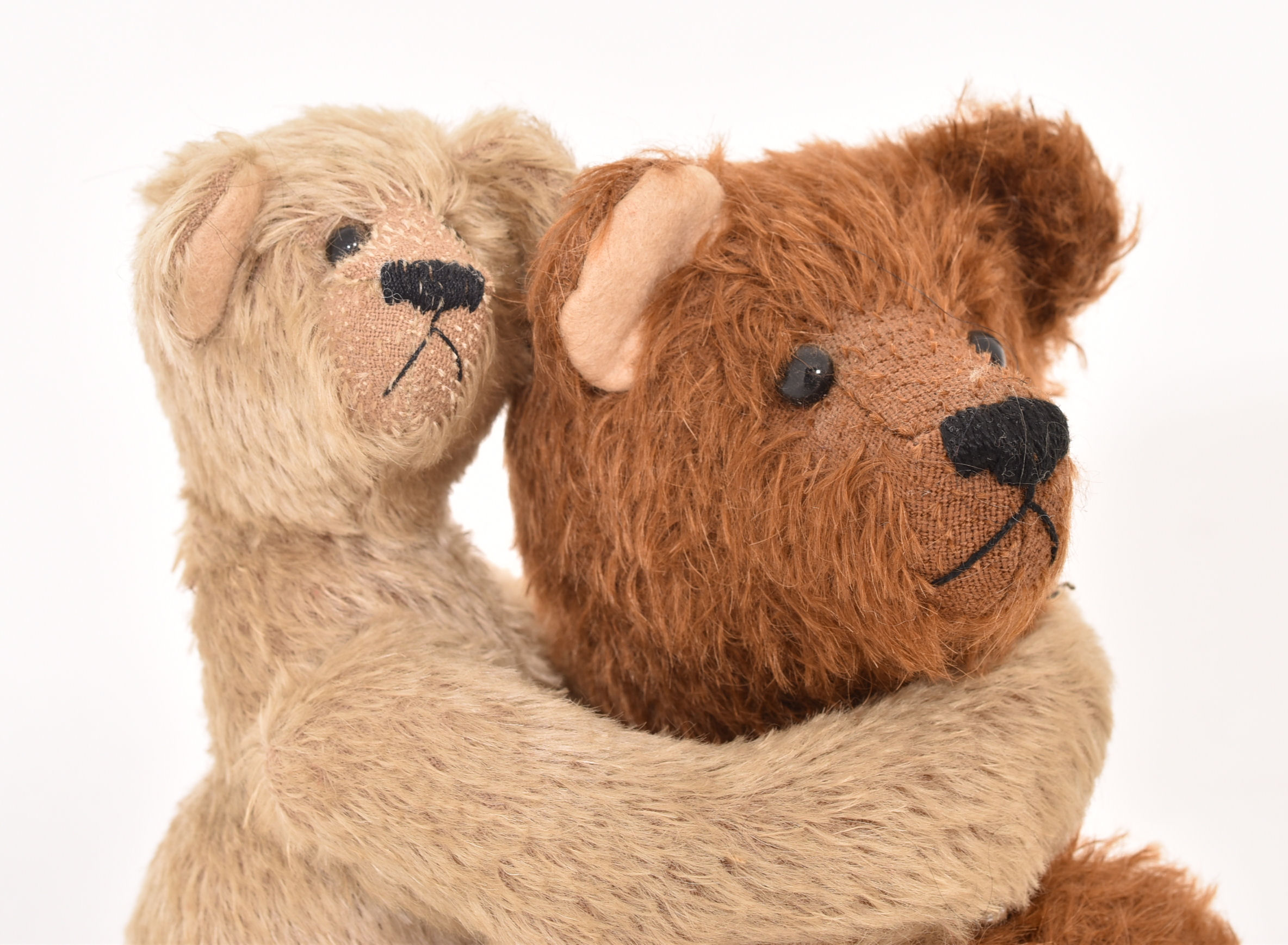 A Pair Of Vintage Teddy Bears And A Golly Doll - Image 5 of 7