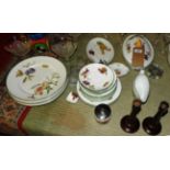 A large collection of Worcester Evesham pattern dinnerware