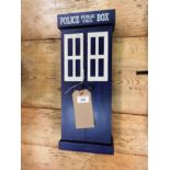 A key holder in the form of a police box