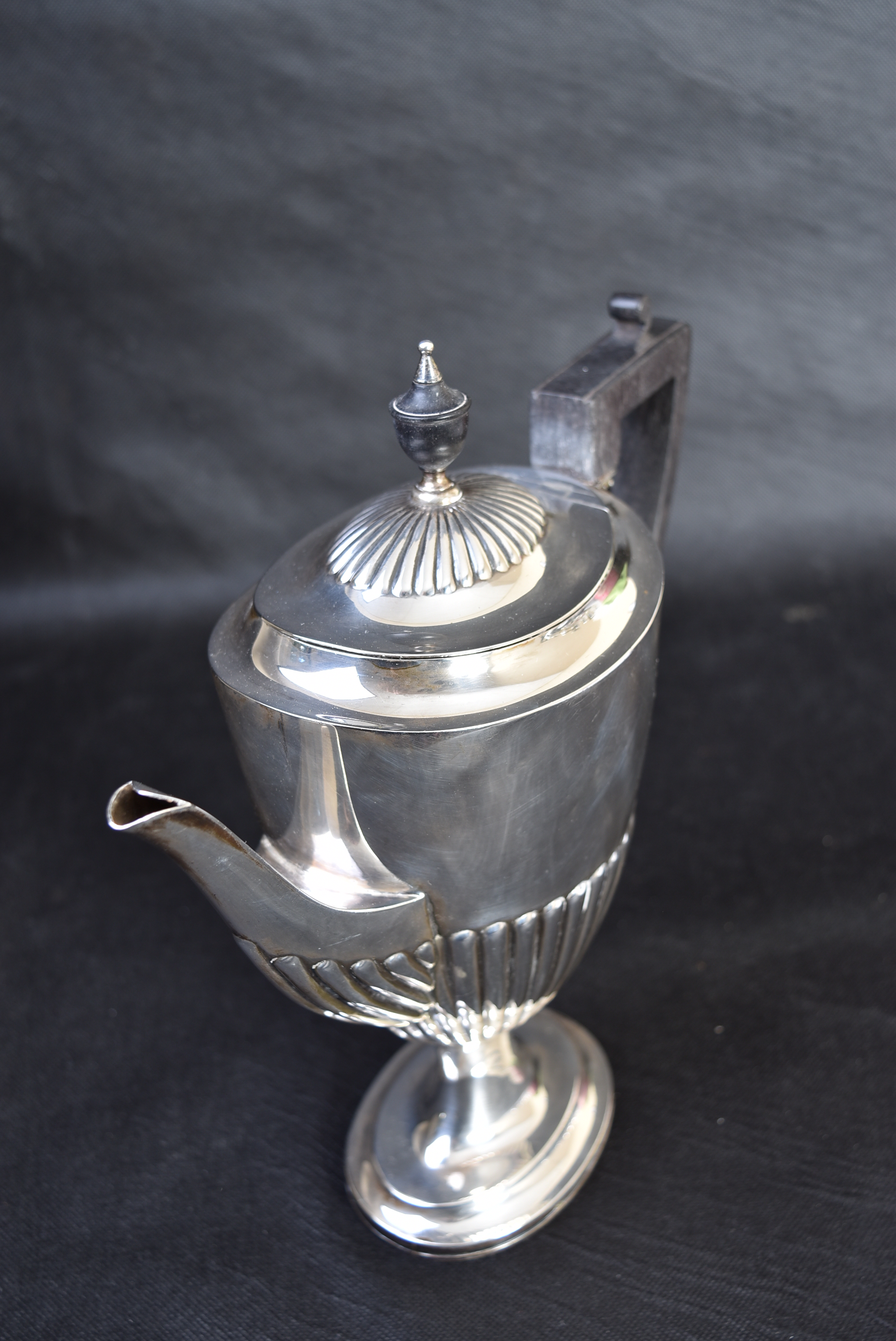 Half fluted coffee pot with sieve 1899 - Image 2 of 3