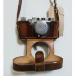 A Leica Ernst Leitz no165623 in original leather case