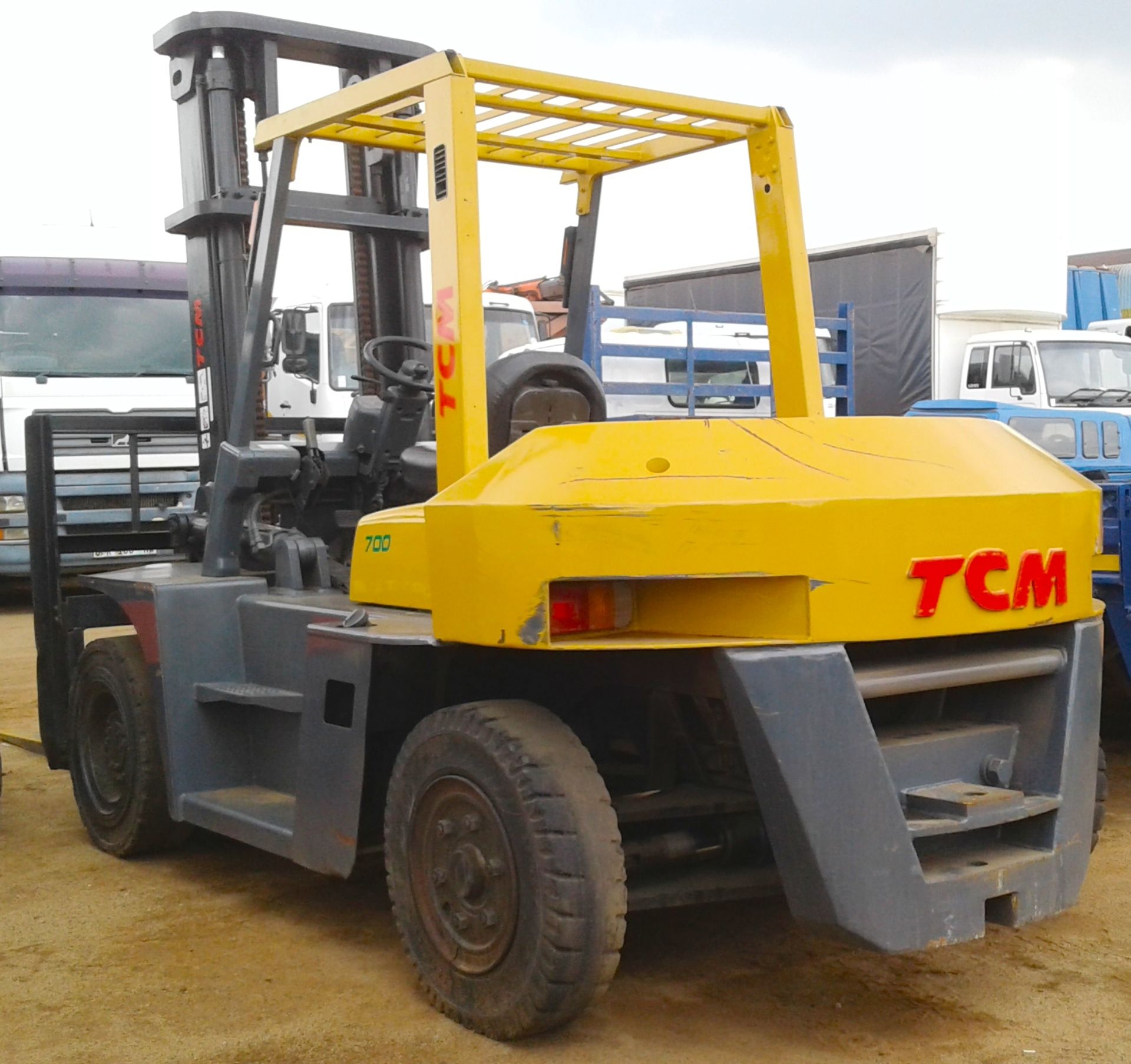 TCM 7 TON FORKLIFT - (AABT215AY25CF1061) - Image 2 of 2