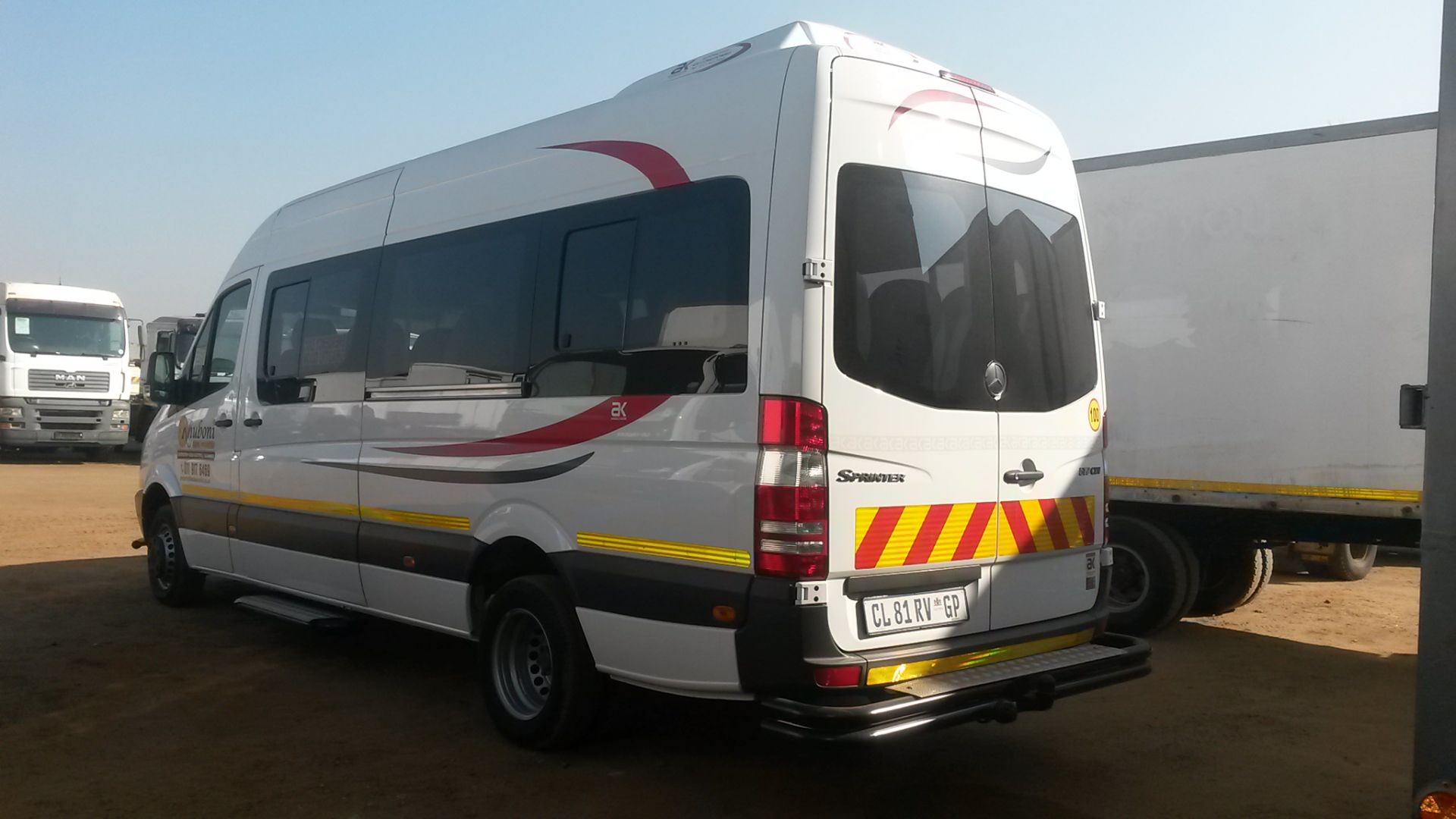 2013 M/BENZ SPRINTER 519 22 SEATER BUS - (CL81RVGP) - Image 2 of 9