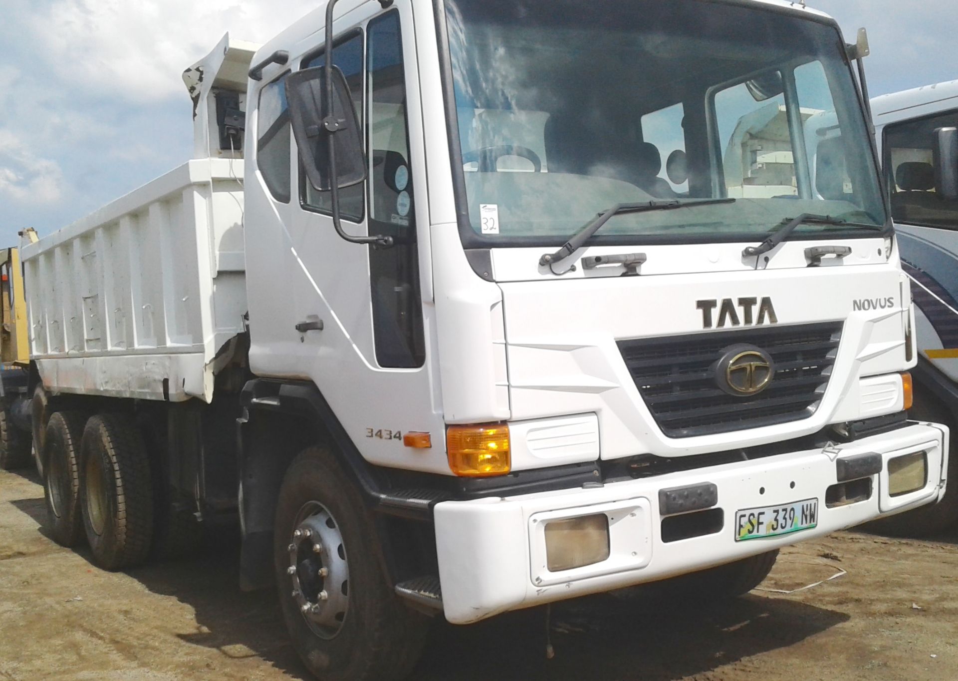 2006 TATA NOVUS 3434 10 CUBE TIPPER     (CODE 3) - (FSF339NW)