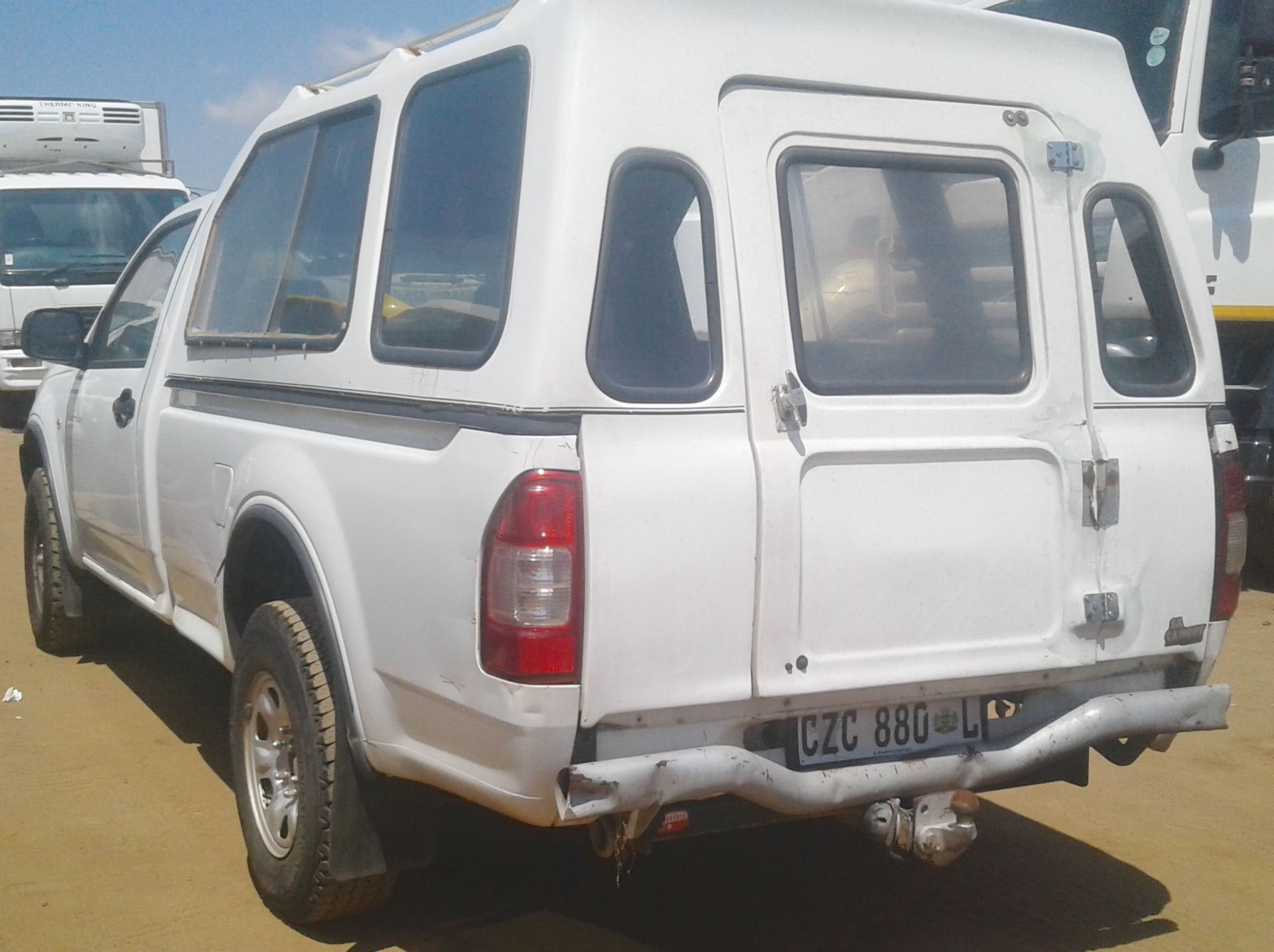 2006 ISUZU KB250 LDV - (CZC880L) - Image 2 of 3