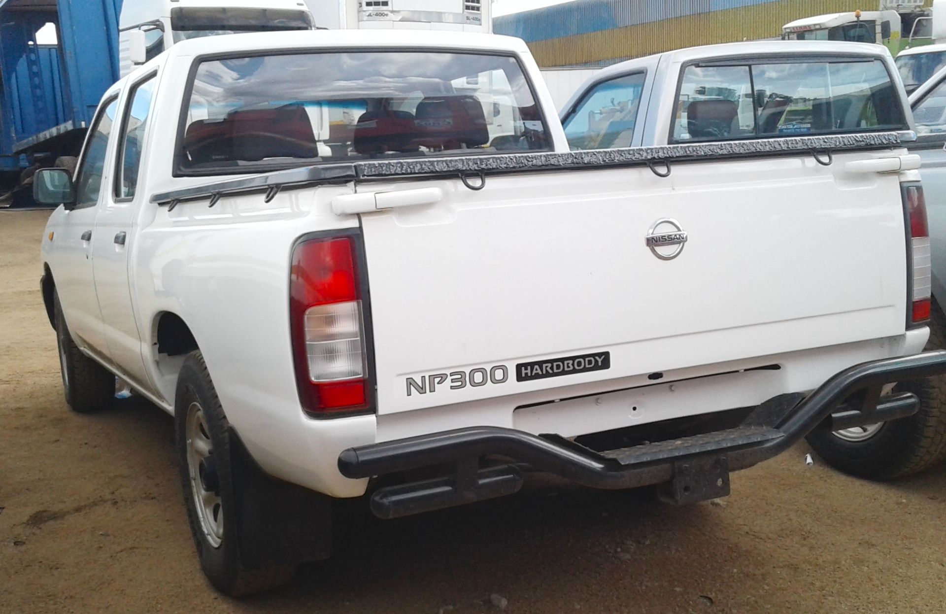 2006 NISSAN HARDBODY NP300 D/CAB  - (ADNJ400000E000211) - Image 2 of 3