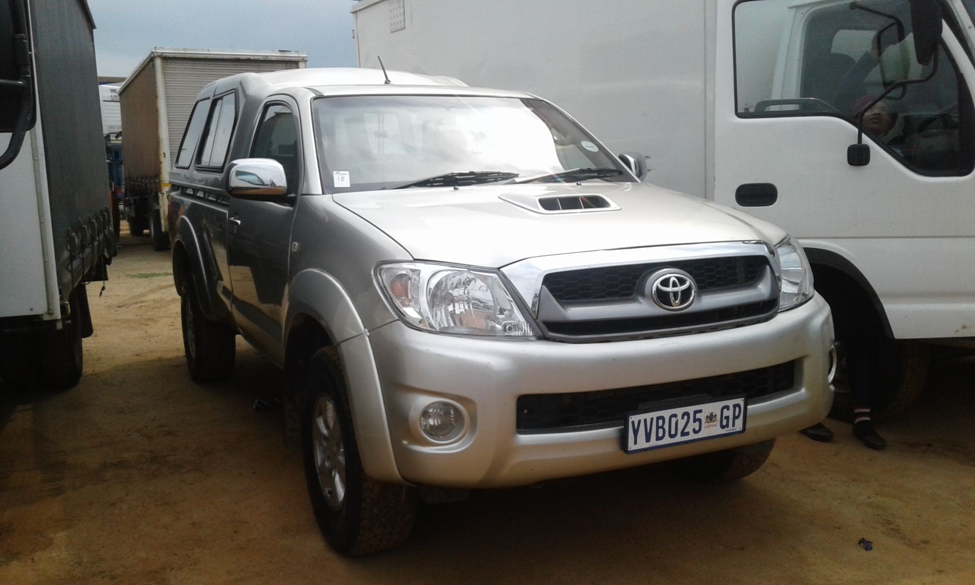 2009 TOYOTA HILUX 3.0D RAIDER LDV - (YVB025GP)