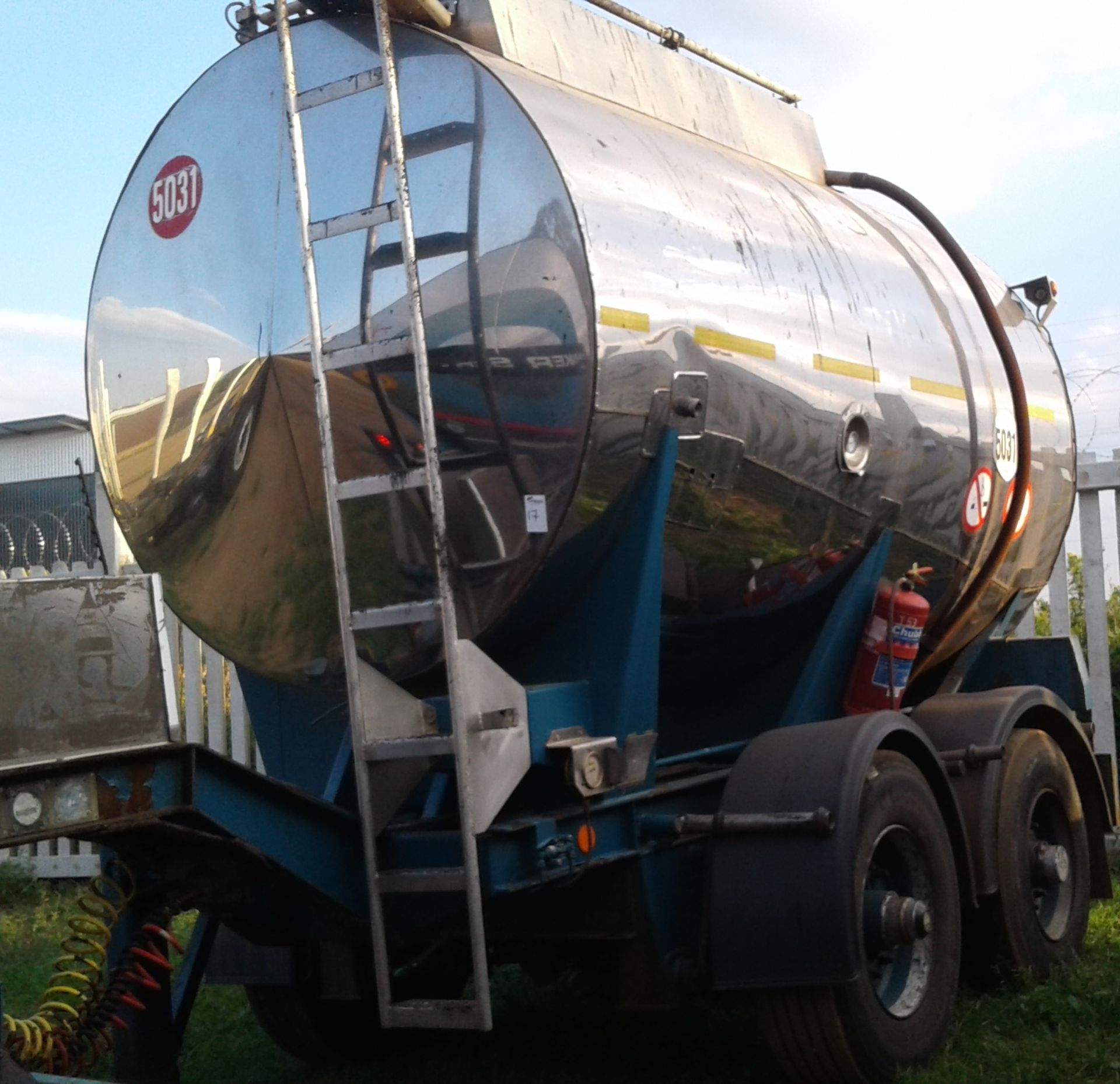 1997 HENRED DOUBLE AXLE STAINLESS STEEL PUP TRAILER - (DSJ834GP)