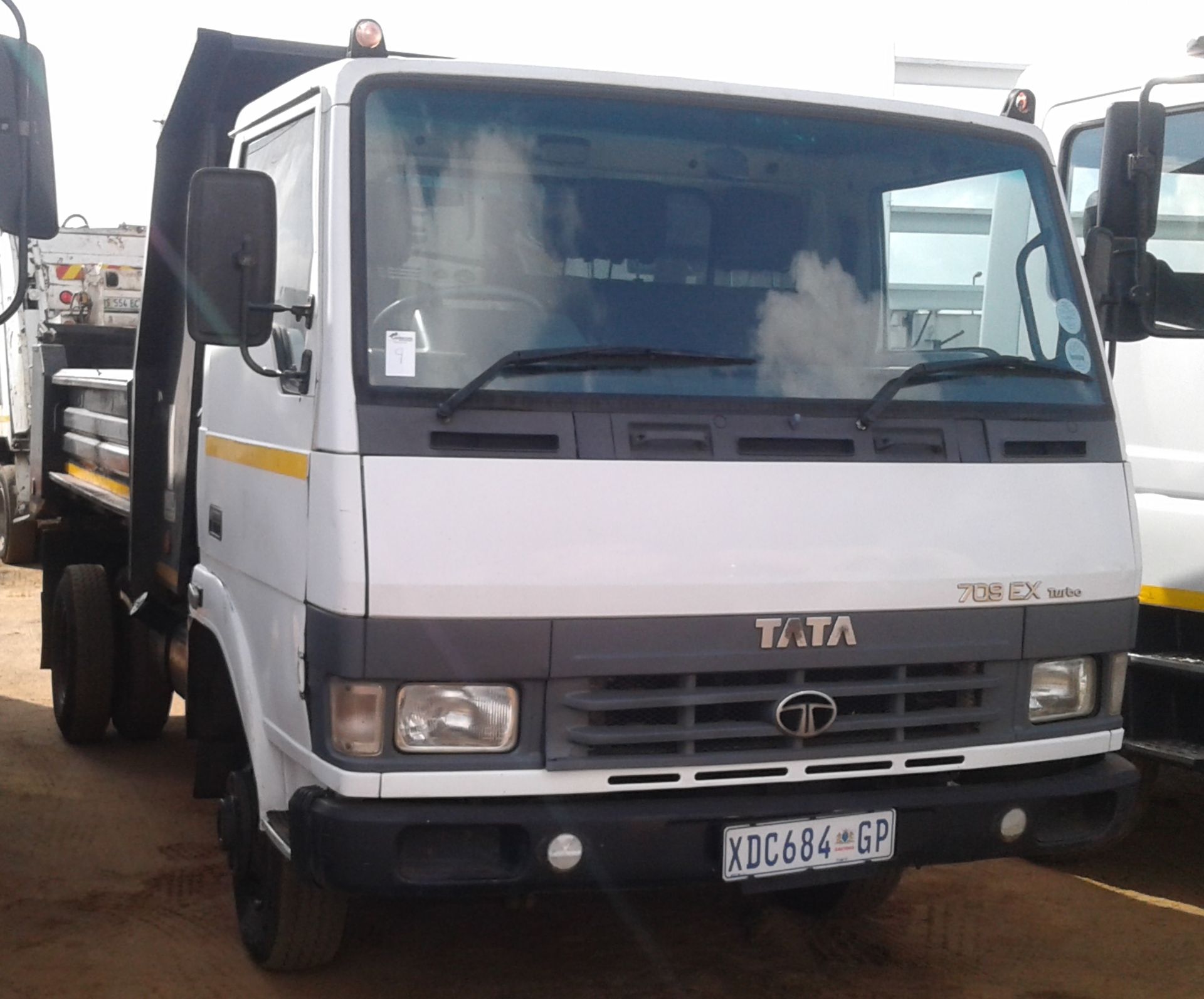 2008 TATA 709EX TIPPER - (XDC684GP)