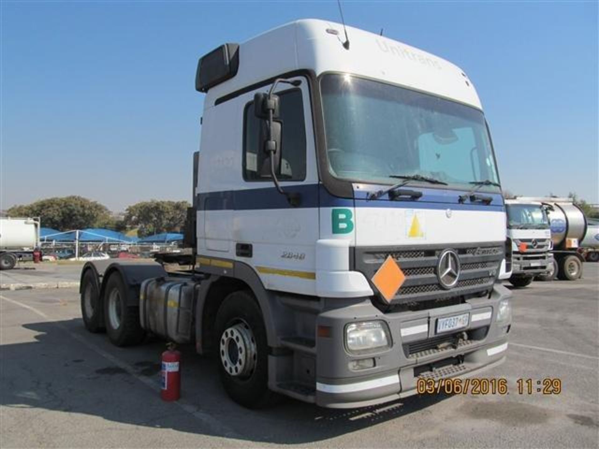 2007 M/BENZ ACTROS 2648 6X4 T/T - (VYF037GP) - Image 2 of 8