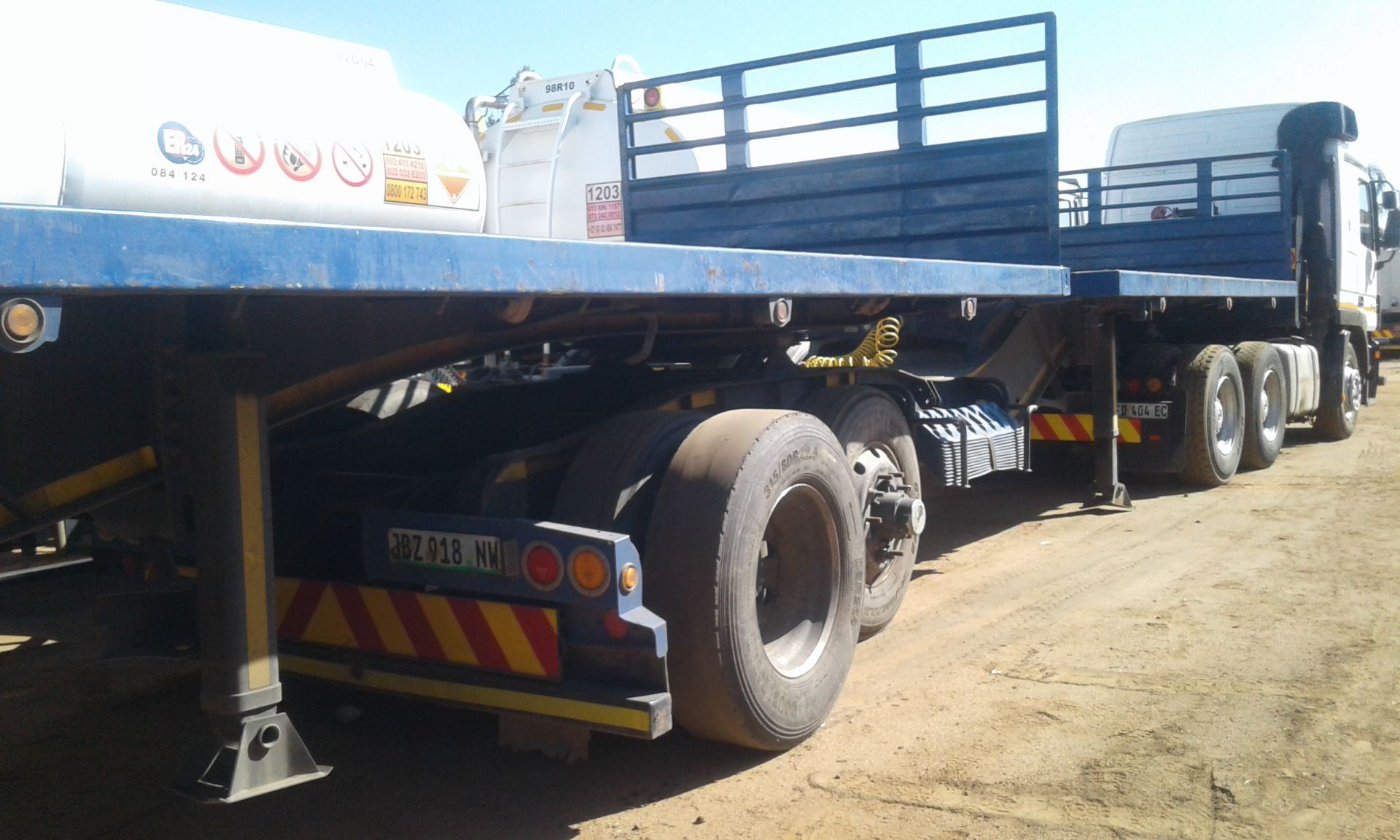 2013 TRAILORD SA SUPERLINK F/DECK TRAILER - (JBZ918NW / JBZ920NW) - Image 2 of 7