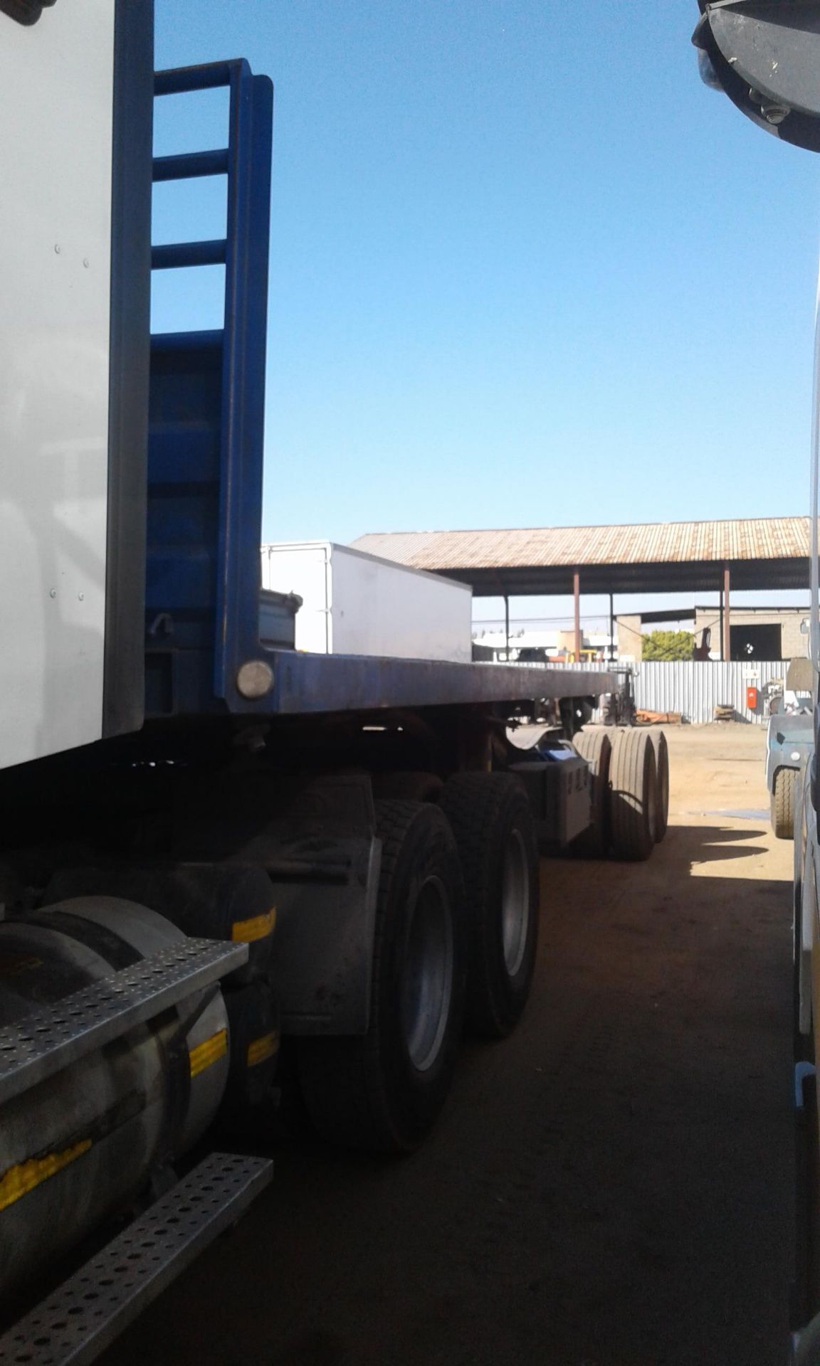 2013 TRAILORD SA SUPERLINK F/DECK TRAILER - (JBZ924NW/WBT1124 ) - Image 4 of 8